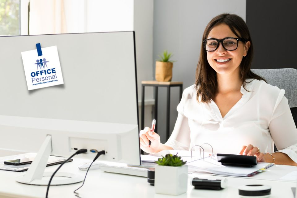 Bürokauffrau, Büroassistentin, Büro, kaufmännische Angestellte, Computer