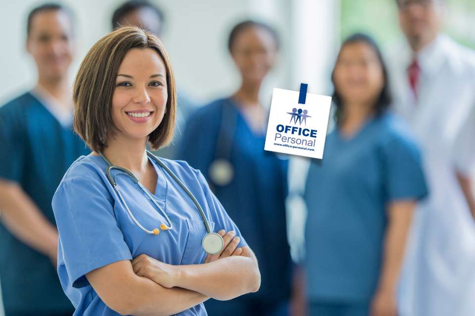 Pflegefachkraft, Altenpflegerin, Pflegeheim, Krankenhaus, Team, Mann, Frau