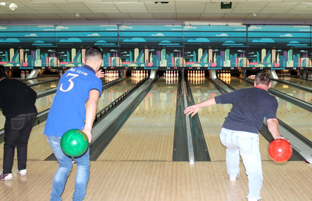 Frankfurt Mitarbeiter Bowling 11 2015